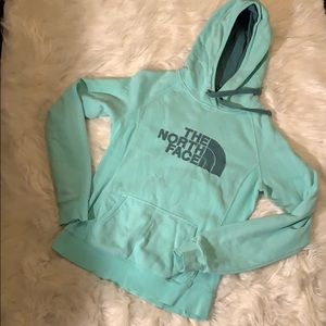 North face pull over hoodie